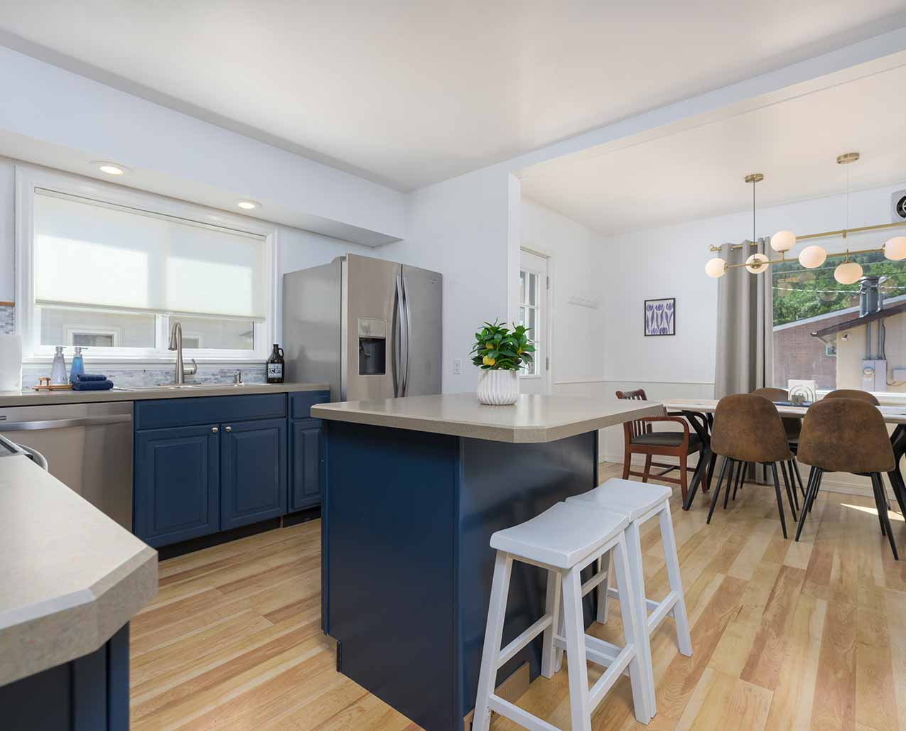 Black Diamond Bungalow slider image 4