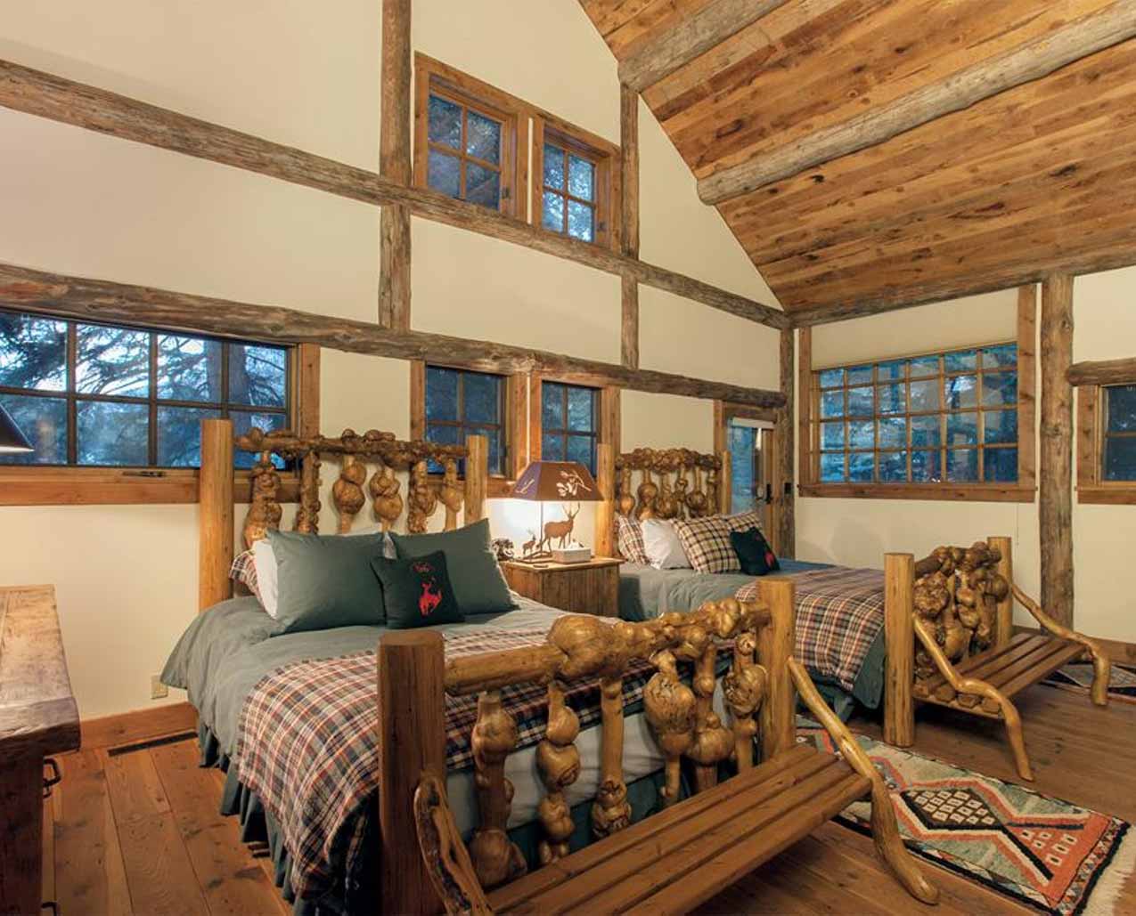 Counts Creek Cabin slider image 3