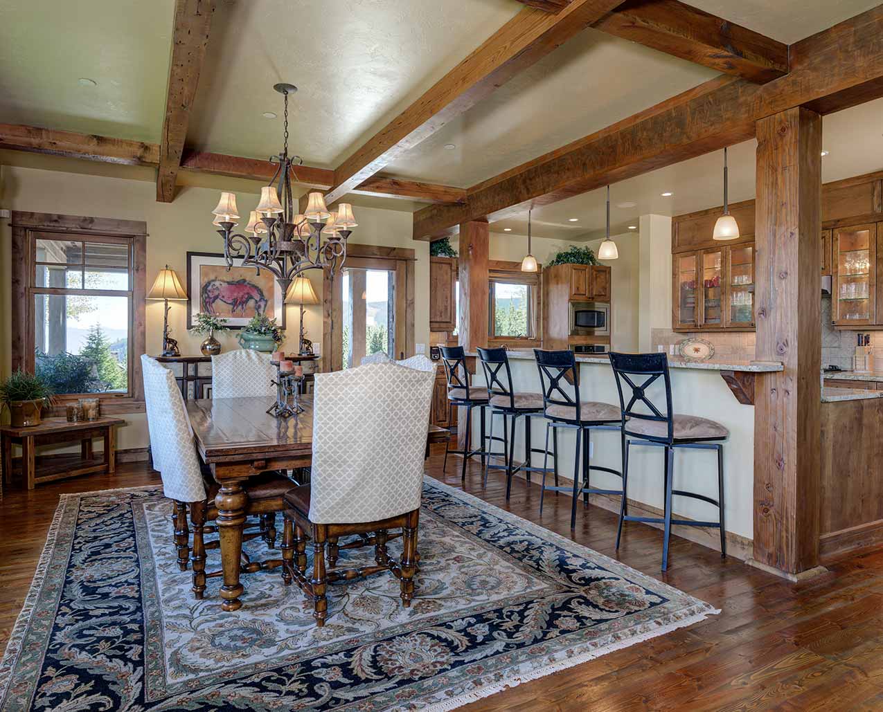 Half Hitch Chalet slider image 2