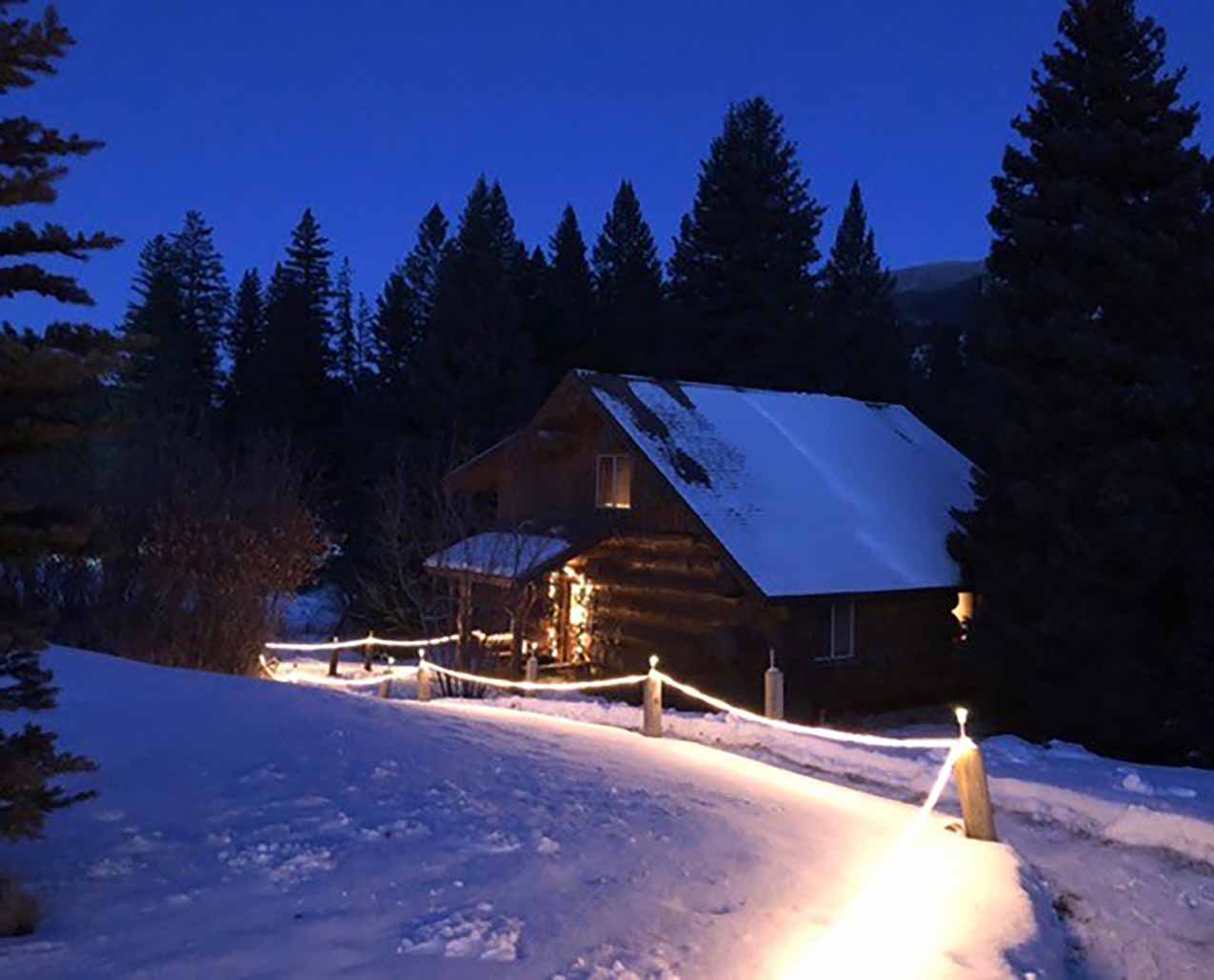 Gallatin River Guest Cabin slider image 3