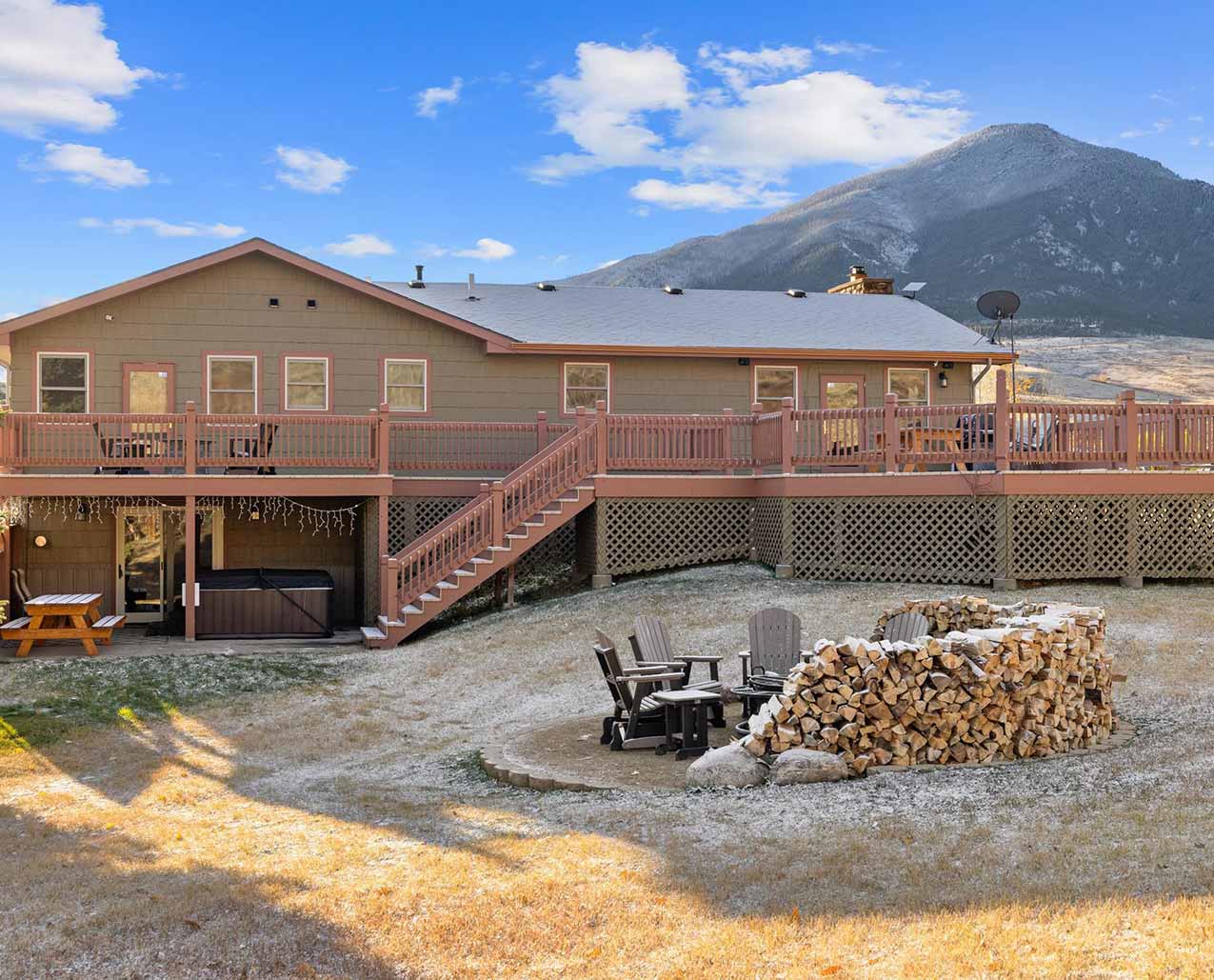 A photo of Elk Ridge