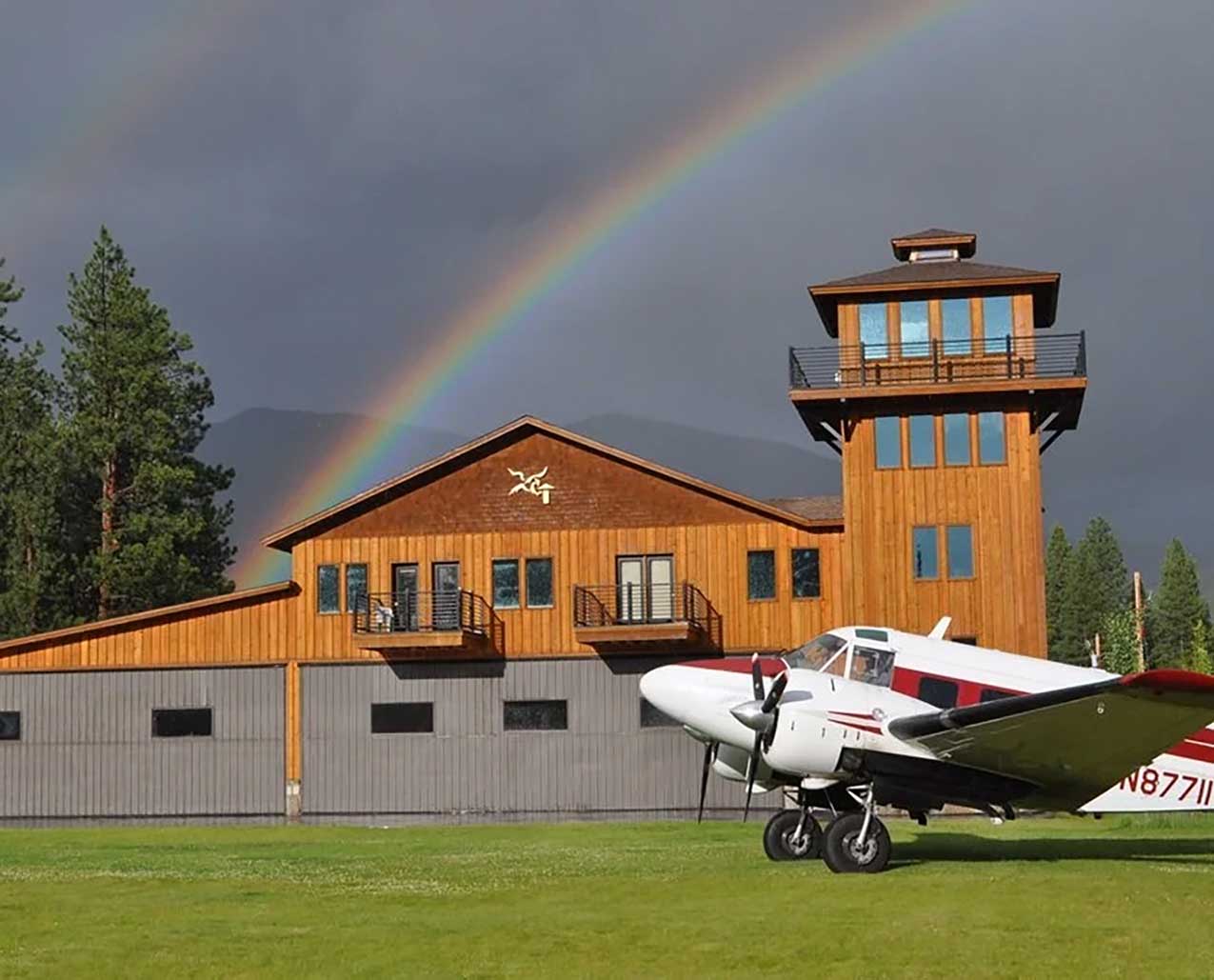 Eagle Port Lodge