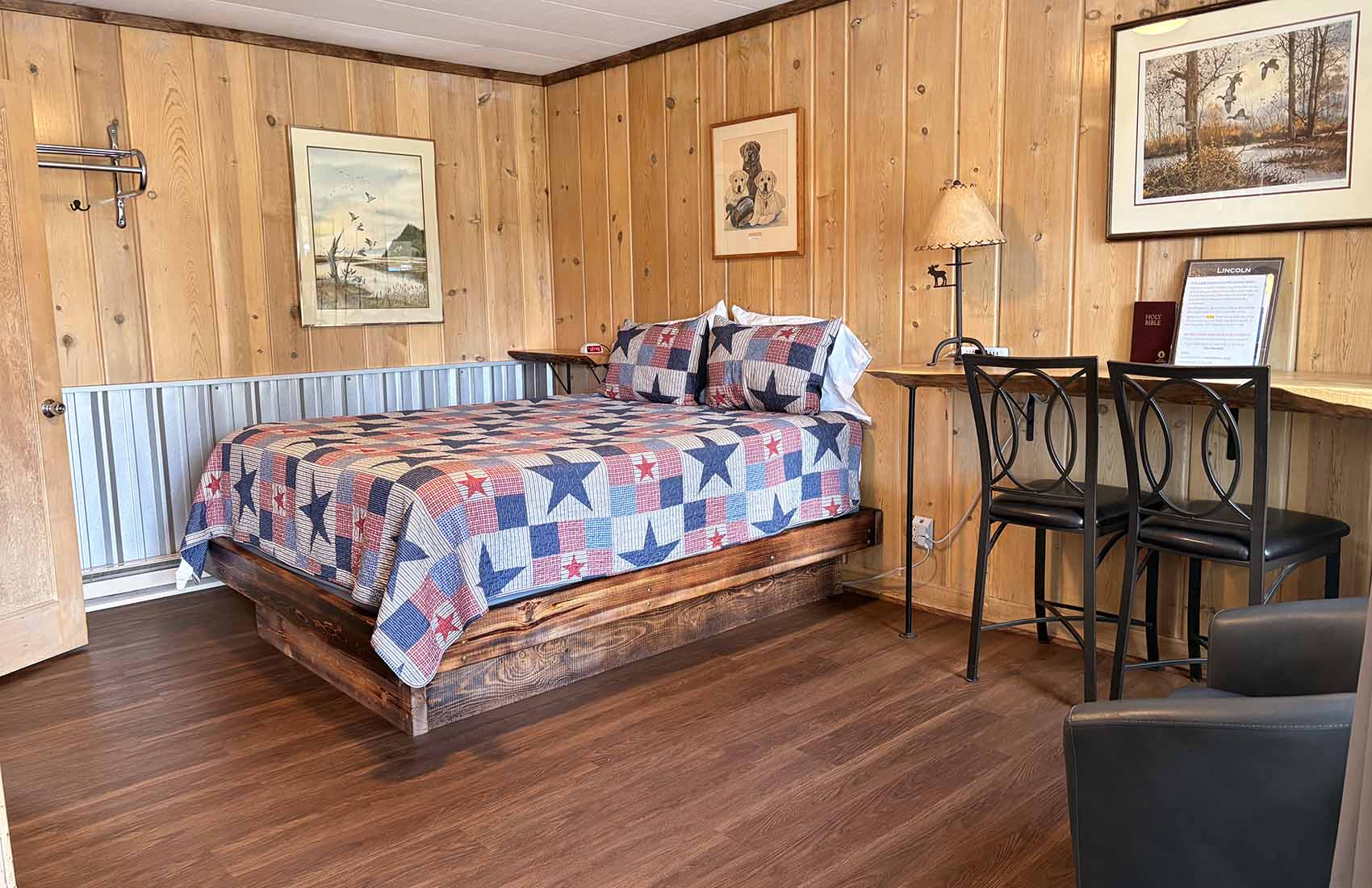 A photo of Lake Creek Inn