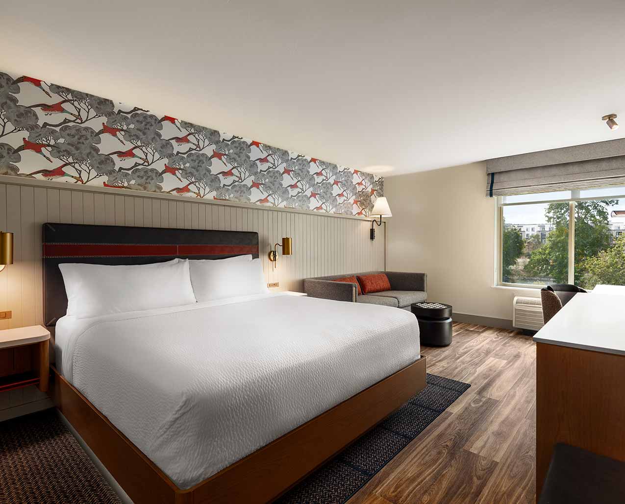 Holiday Inn Missoula Downtown slider image 1