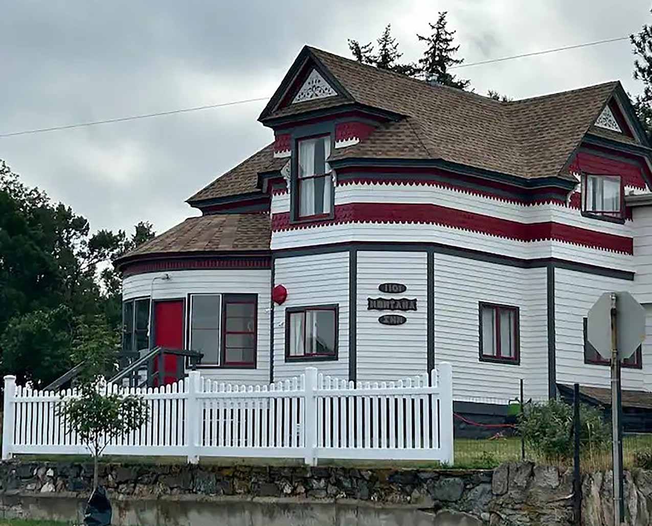 A photo of Montana Inn