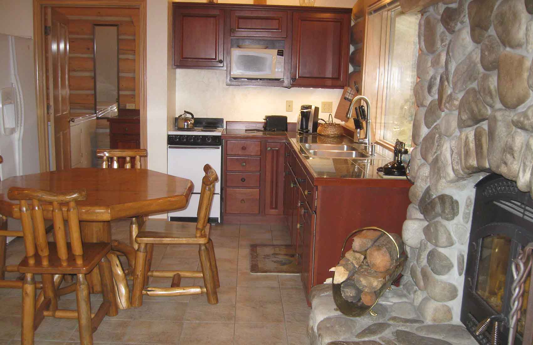 Rye Creek Lodge slider image 1