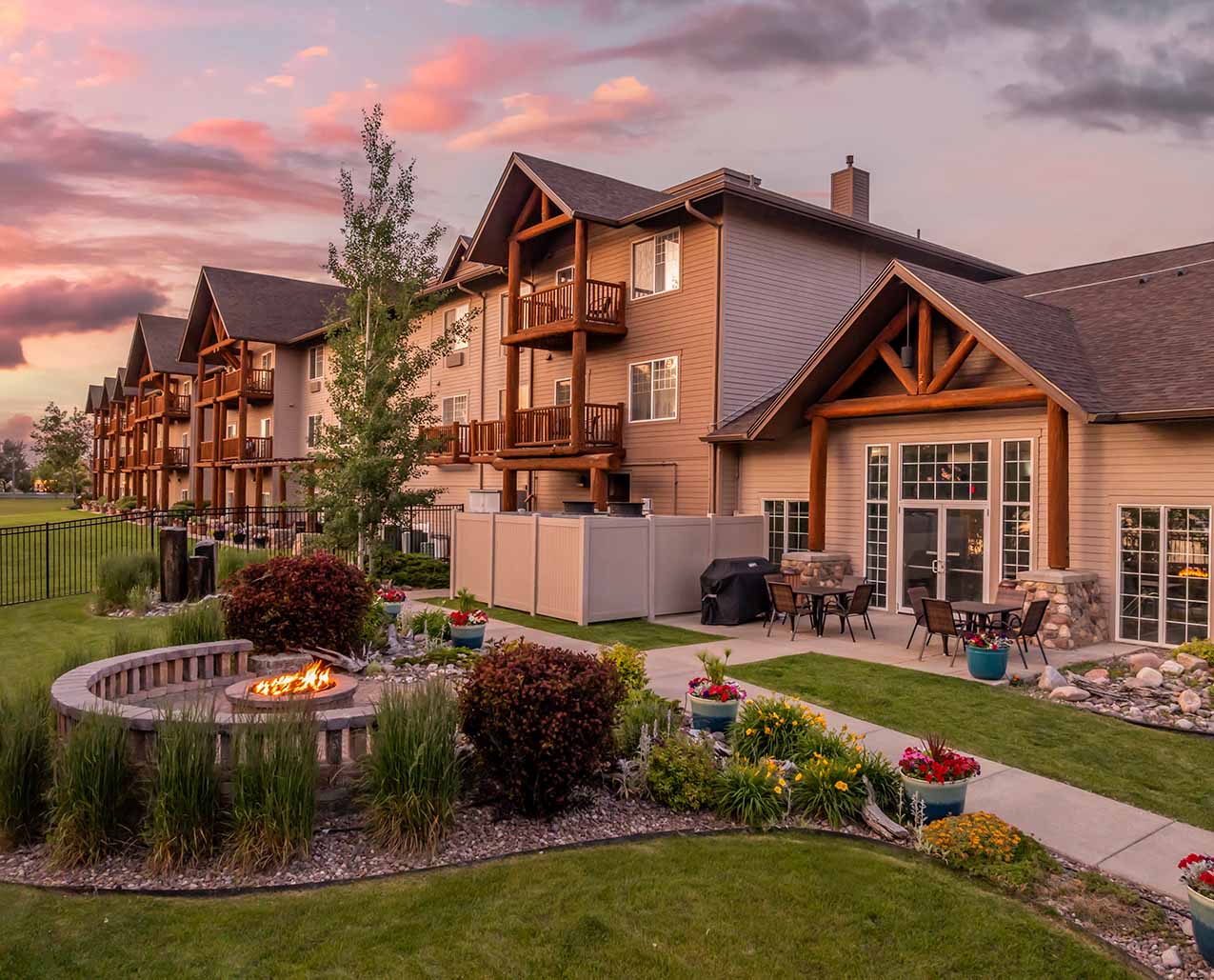 Best Western Plus Riverfront Hotel & Suites