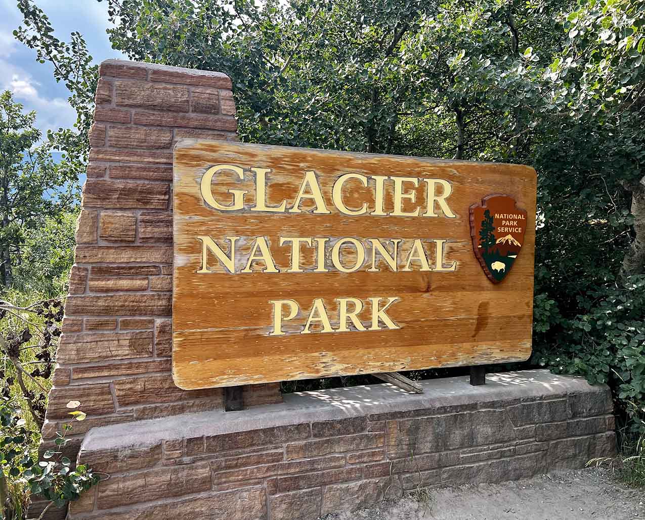 Glacier Cozy Cottage slider image 5
