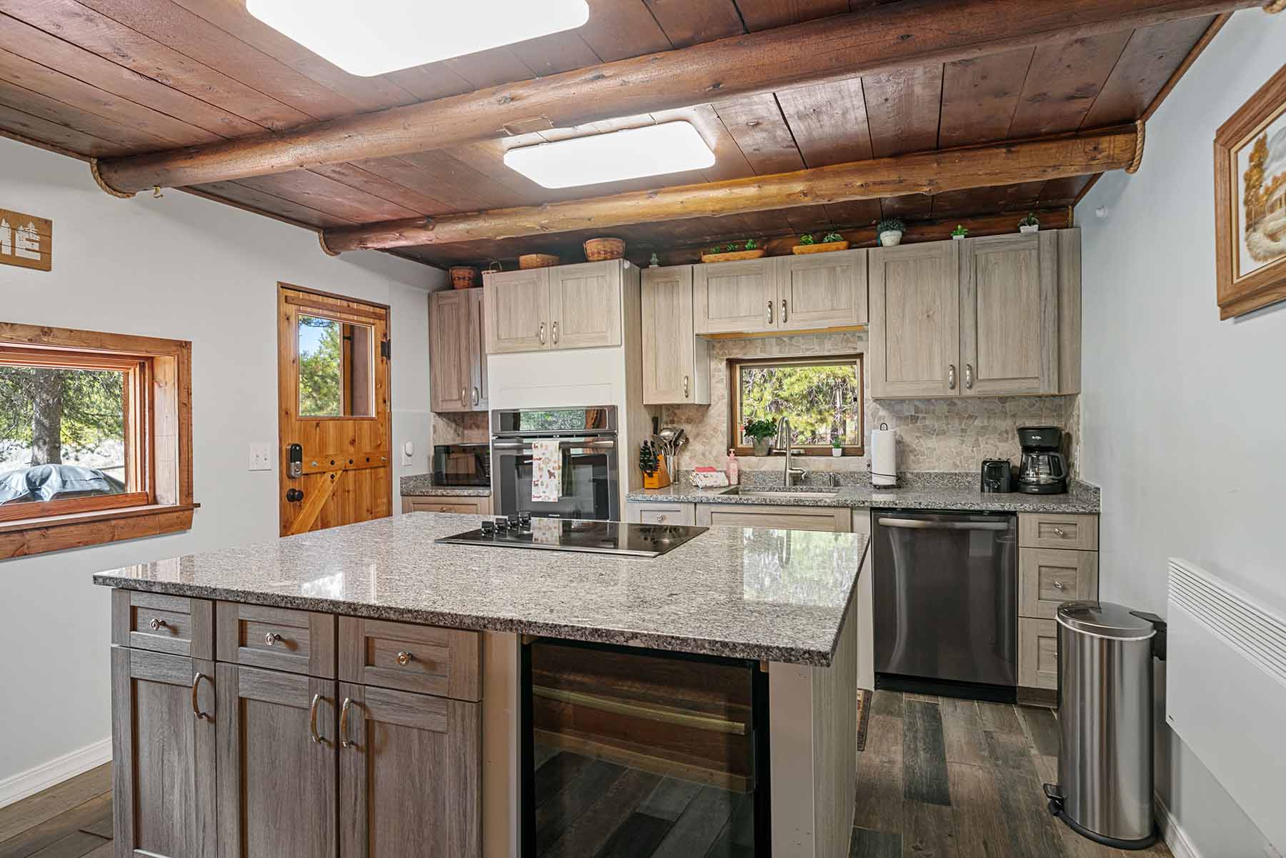 The Moose Bunkhouse slider image 2