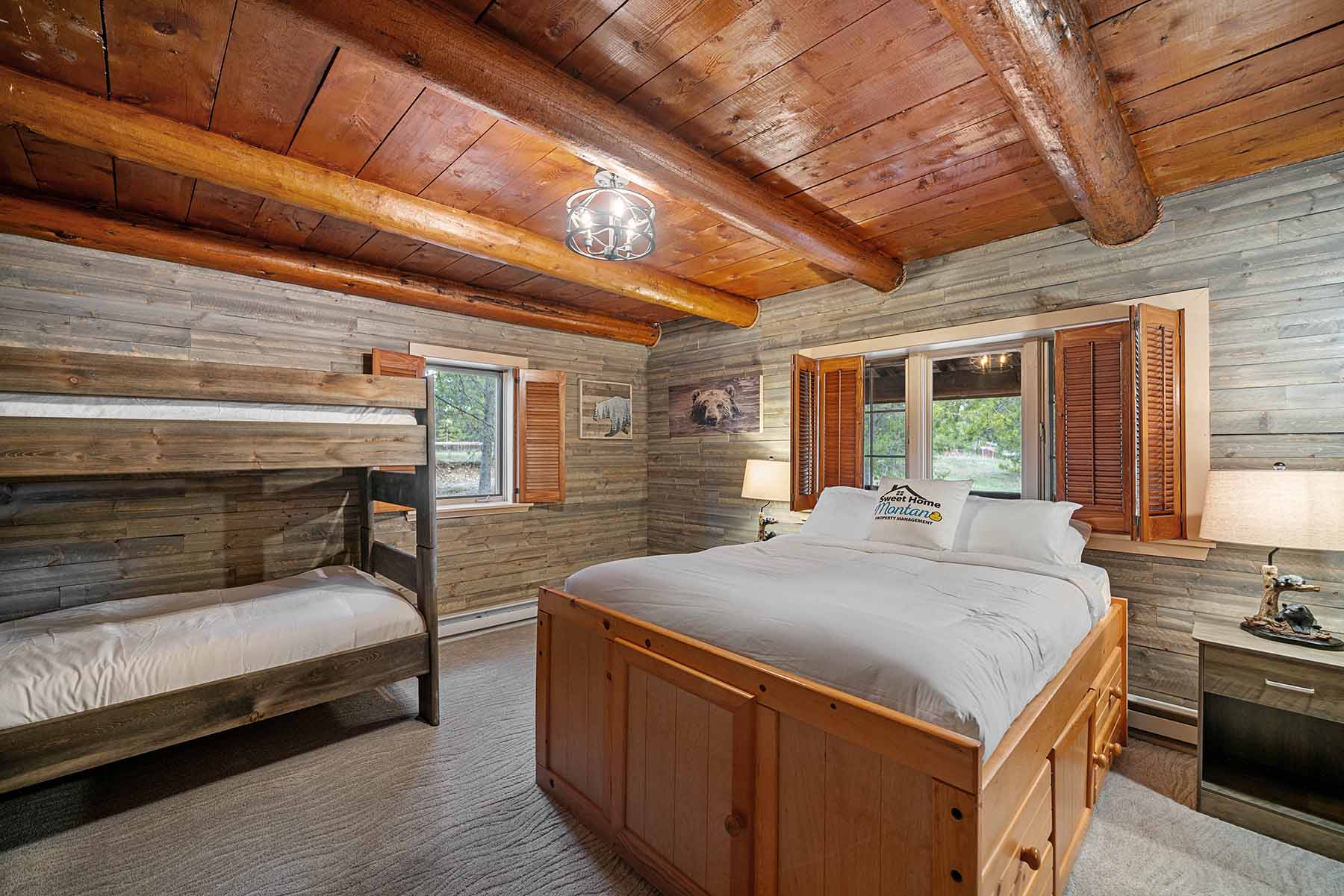 The Moose Bunkhouse slider image 4