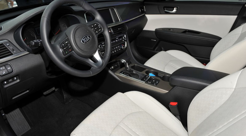 2017 Kia Optima Hybrid 10 موتوراتي