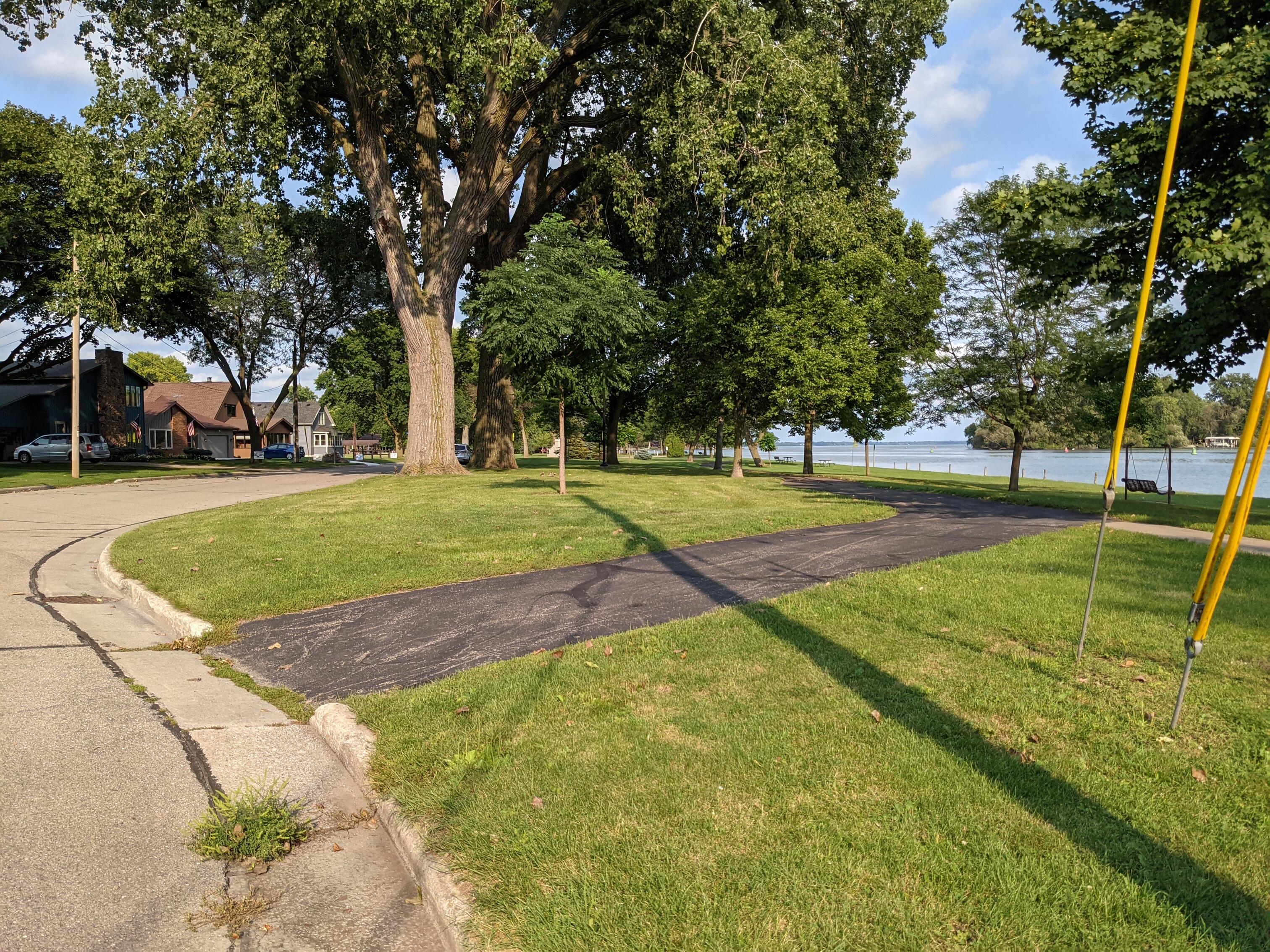 Jefferson Park, entrance at Broad Street