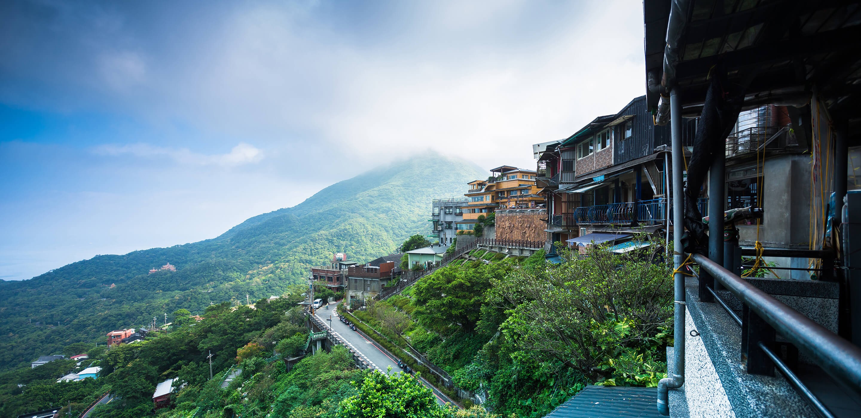 Jiufen and Pingxi Day Tour