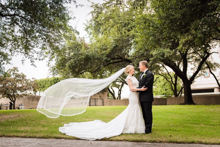 Kathryn & Greg Houston Club Wedding -2769 Houston Club Wedding