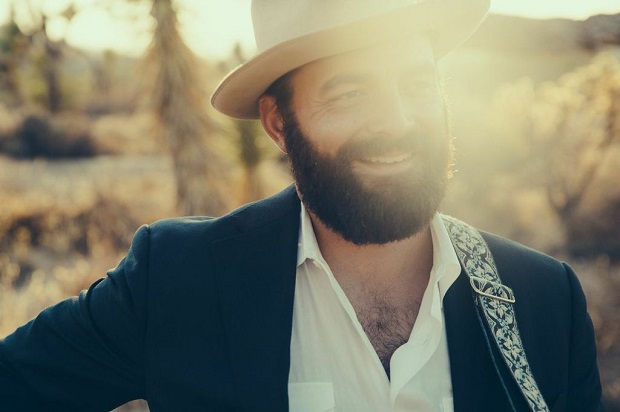 Drew Holcomb-620