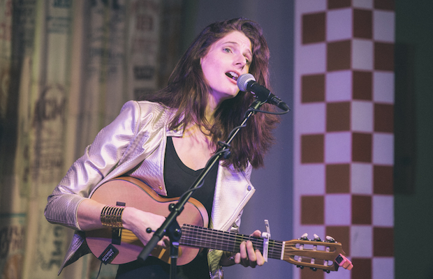 Photo by Sundel Perry