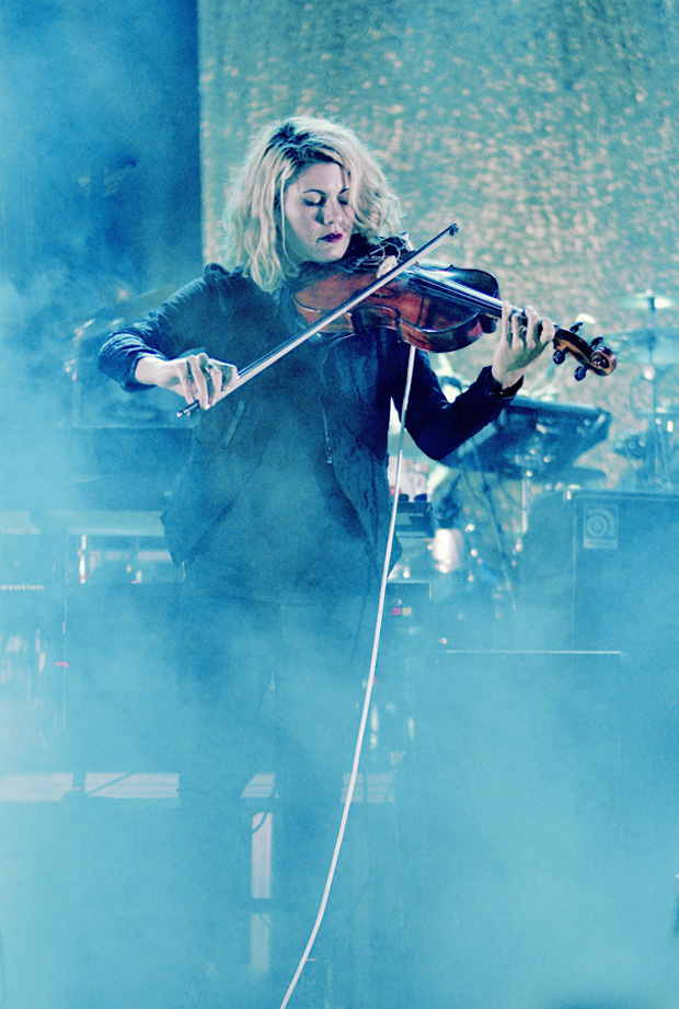 ModestMouse_WarMemorialAuditorium-Insert1