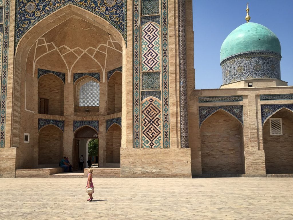 Hazrati-Imam complex Tashkent with kids