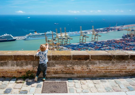 A Barcelona Adventure: Montjuïc Castle, Cable Car and Seafood A Barcelona Adventure: Montjuïc Castle, Cable Car and Seafood
