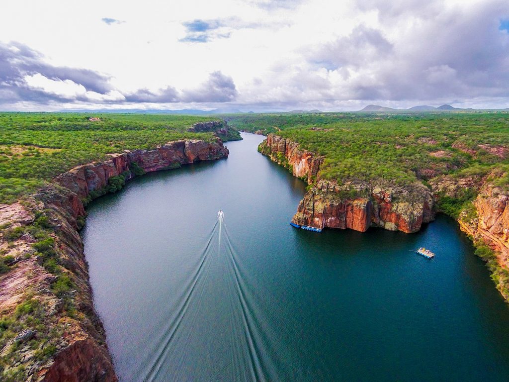 Brazil for Kids: Aerial view of the Sao Francisco River