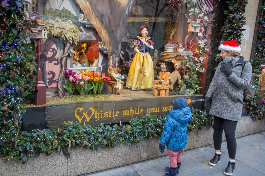 NYC for Kids: Snow White-Themed Window Displays of 5th Avenue