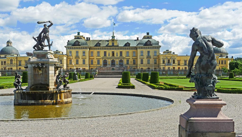 Things to do in Stockholm with kids: Drottningholm Palace