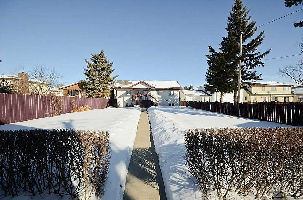 501651 Ave, Redwater, AB T0A2W0 Sherri Prodaniuk KENNEDY Real Estate