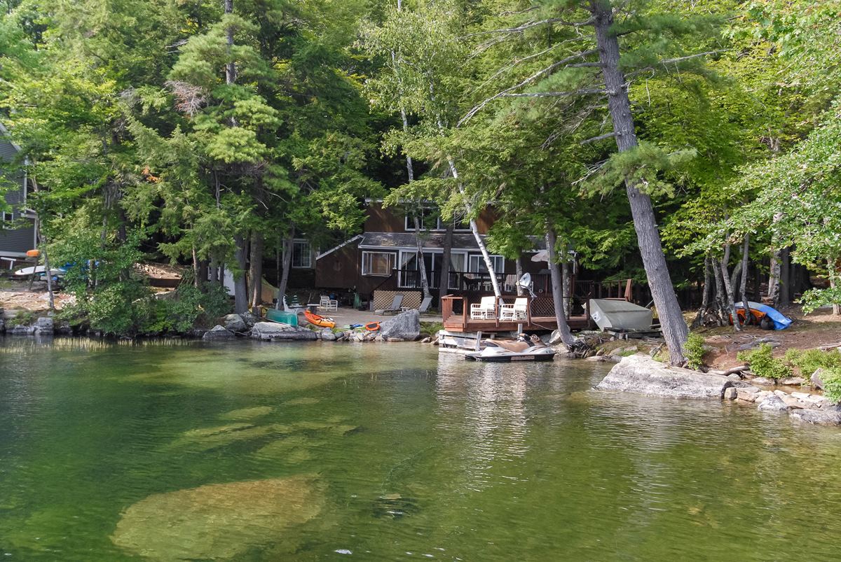 Mirror Lake, NH 03853