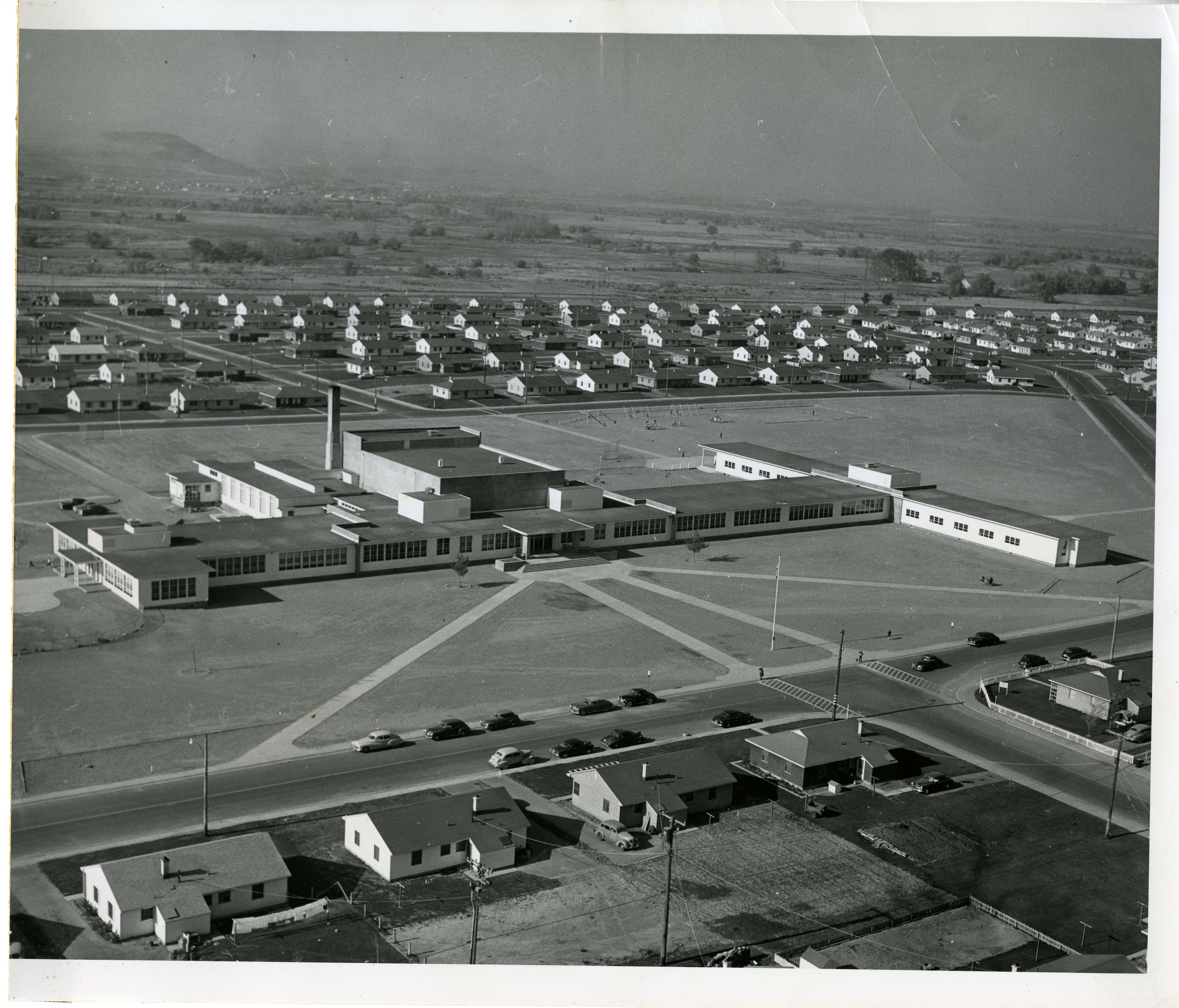 Large Building and Houses · Hanford History Project