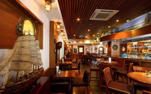 Admiral's @ 24
