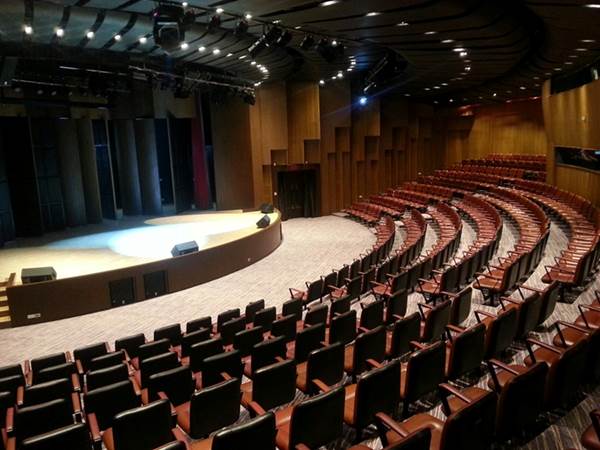 Dr. Thavorn Phornprapha Auditorium