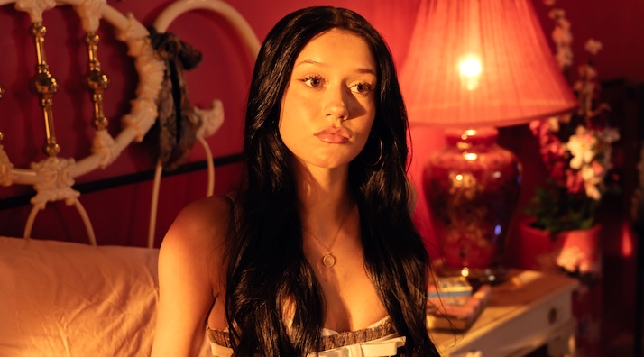 How Hailey Picardi Unlocked The Key To Healing in Striking Debut ‘scars to prove it’ [Q&A]