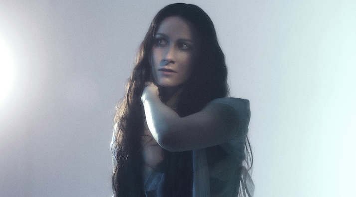 Iris Caltwait Puts Her Heart Back Together in 'Again, for the first time' [Q&A]