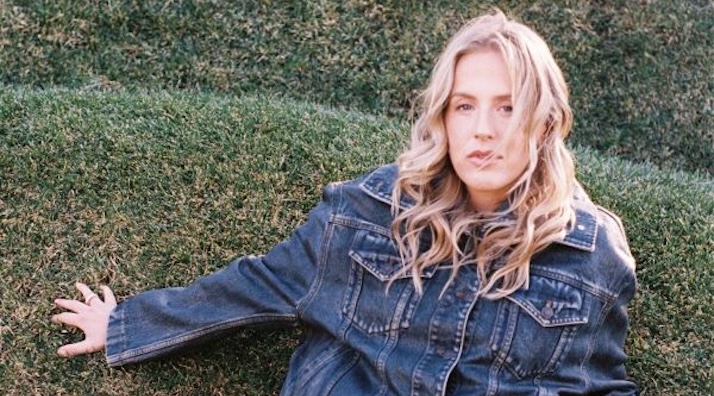 Swedish R&B Artist, JÁNA, Pulls You Into Her Debut Album, Orbit [Q&A]