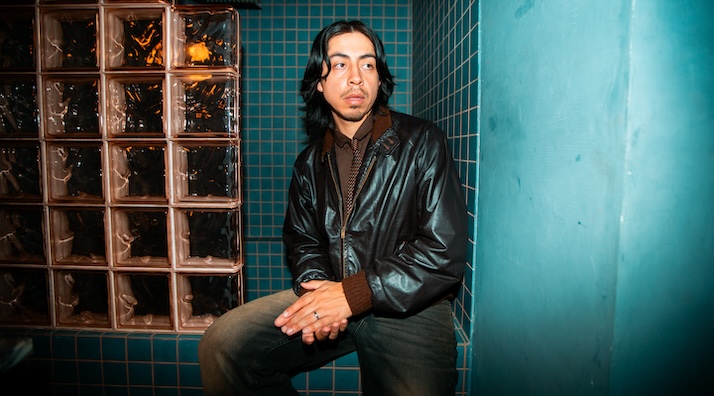 Luna Luna Blends Latin Rhythms with Synthpop Ambience In “Sola Esta”