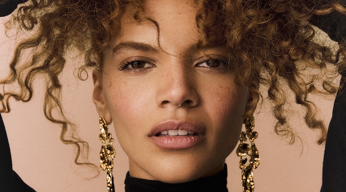 Leslie Grace Begins a New Era with “AMOR, ¿QUIÉN ERES?”