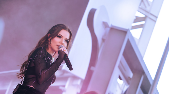 Lulu Simon Talks Touring With Madison Beer and The Healing Journey Chronicled in Her 3 Latest Singles [Q&A]
