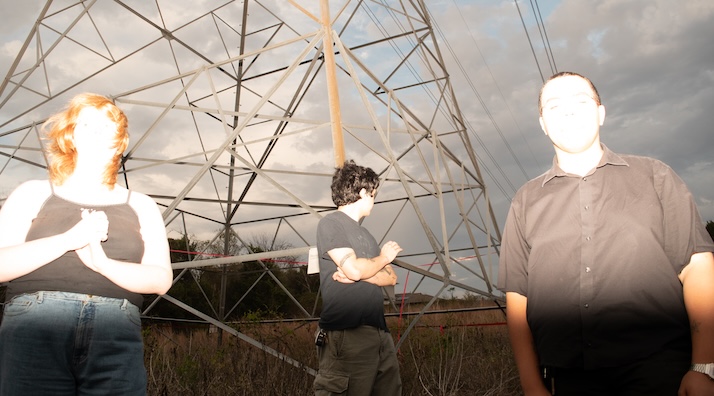 proun Explore the Space Between Healing and Hurt on “Wall”