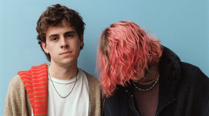 Royel Otis Plead For a Resolution in "say something"