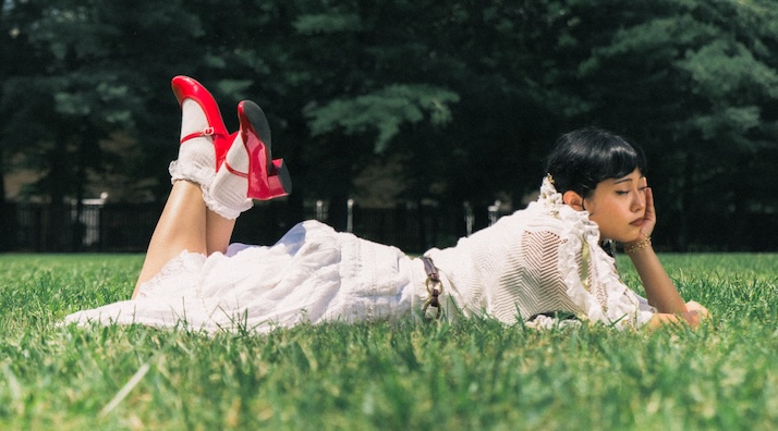 Meet Selines: The Bilingual Bronx Storyteller Bringing Her Mexican-American Roots to Latin Folk