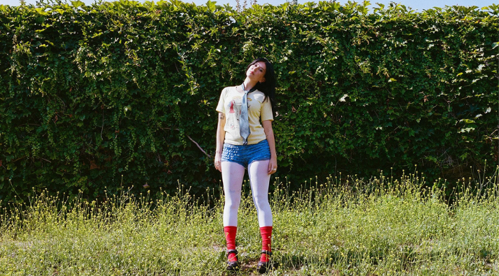 REVIEW: CARR’s 'CARRGIRRL' Is A Joyride Through Chaos, Desire, and Sound | THE NOISE