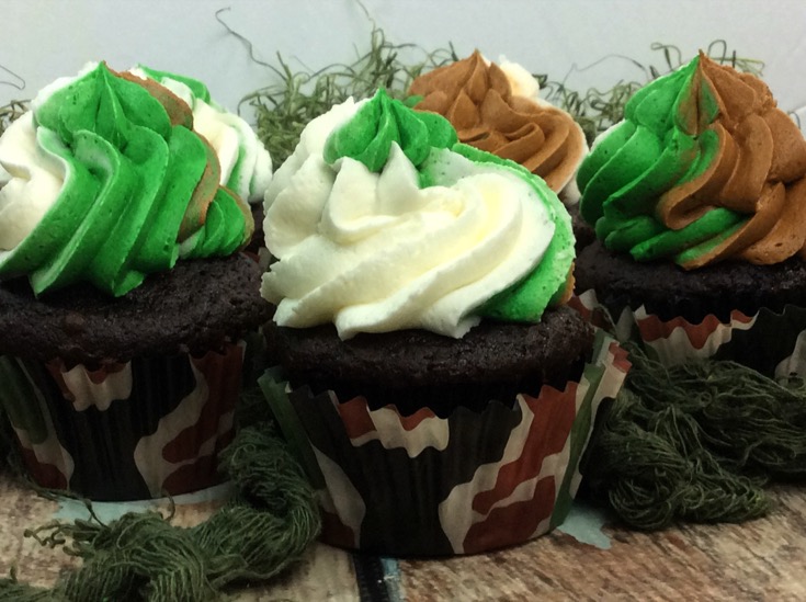 How to Honor the Troops on Memorial Day +Camouflage Cupcake Recipe