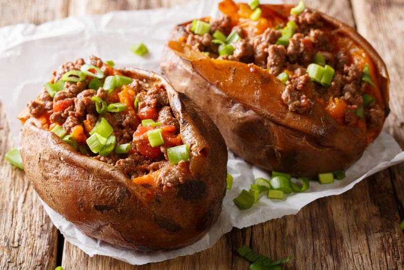 Baked-sweet-potato-stuffed-with-beef-meat-and-green-onions.jpg