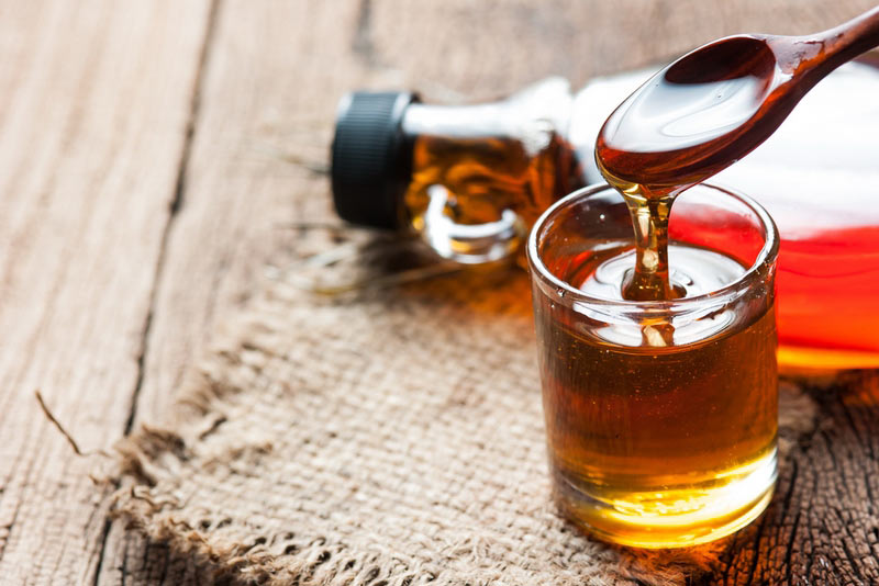 Maple-syrup-in-glass-bottle.jpg