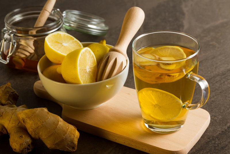 Hot-lemon-drink-with-ginger-and-honey.jpg