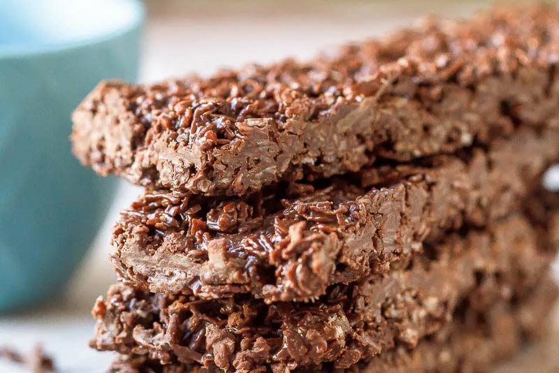 2-Ingredient-Paleo-Vegan-Coconut-Chocolate-Bars.jpg