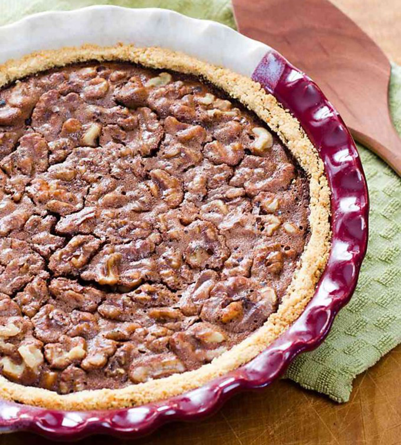 Chocolate-Walnut-Pie-Cook-Eat-Paleo-1-680x1020.jpg