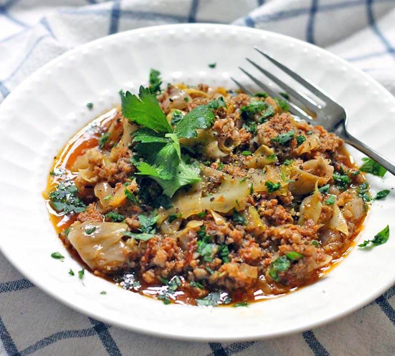 Spicy-Slow-Cooker-Stuffed-Cabbage-Casserole-3.jpg