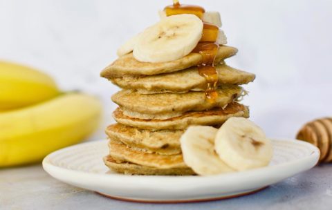 2-Ingredient Banana Pancakes