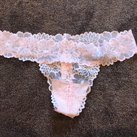 Used lace panties Scented Pansy